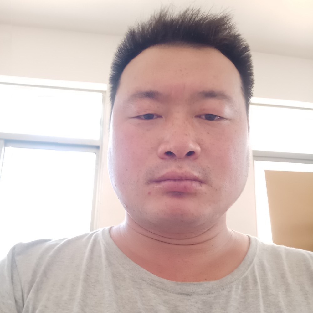 迷茫的游子的照片
