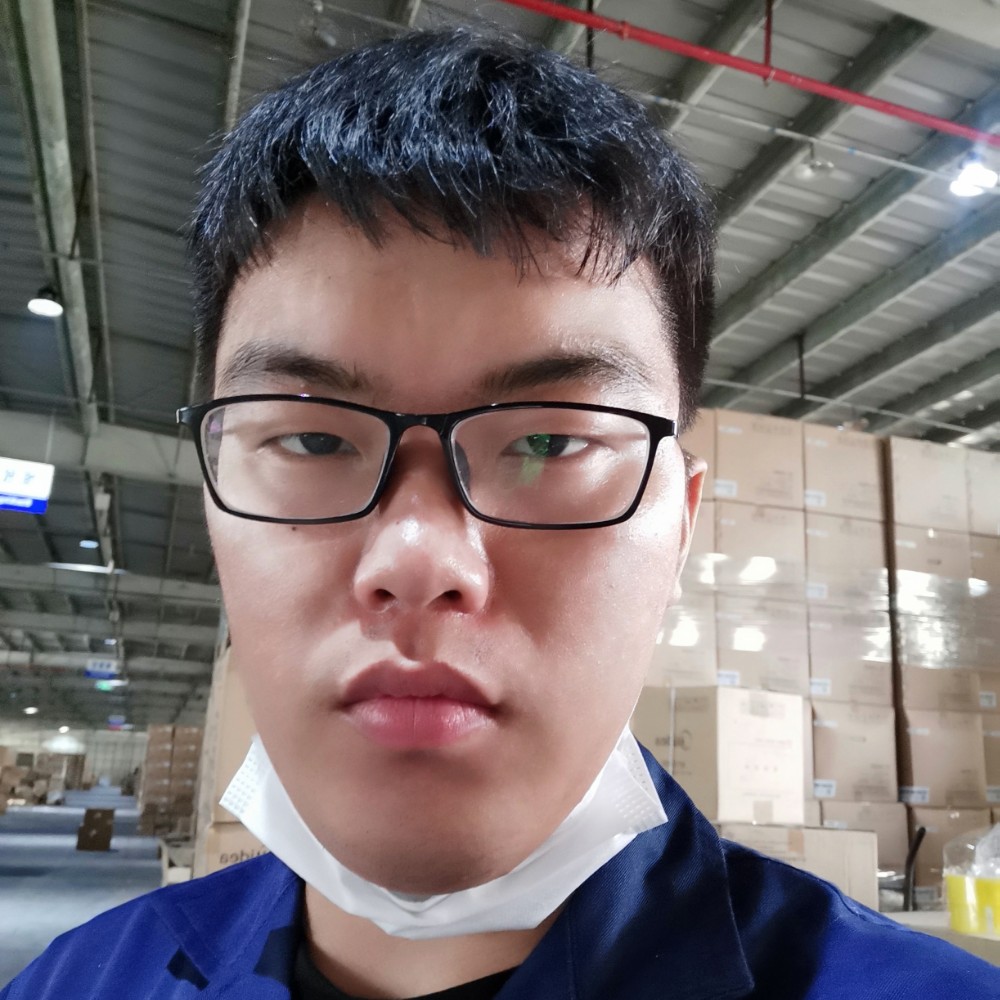 谢高的照片