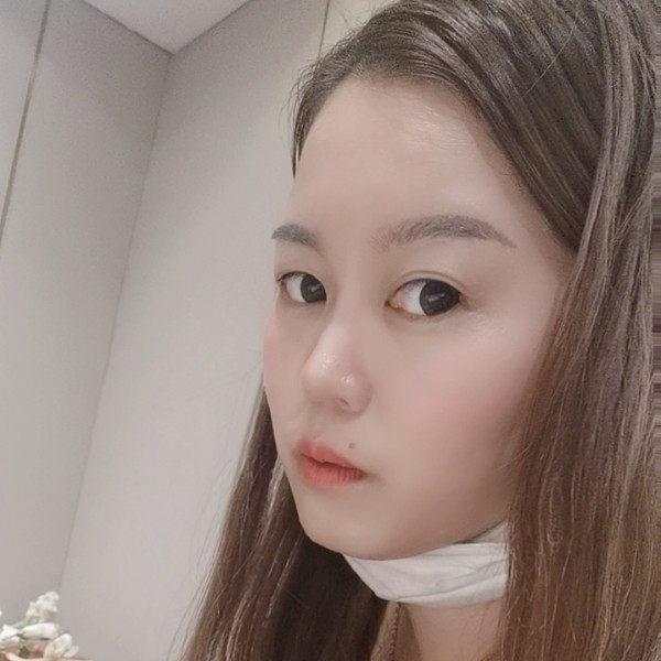 电脑倾心孤單的照片