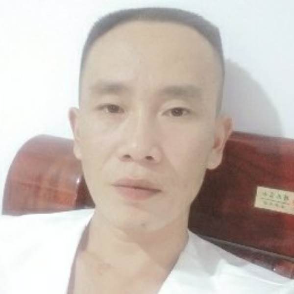 等待后天的照片