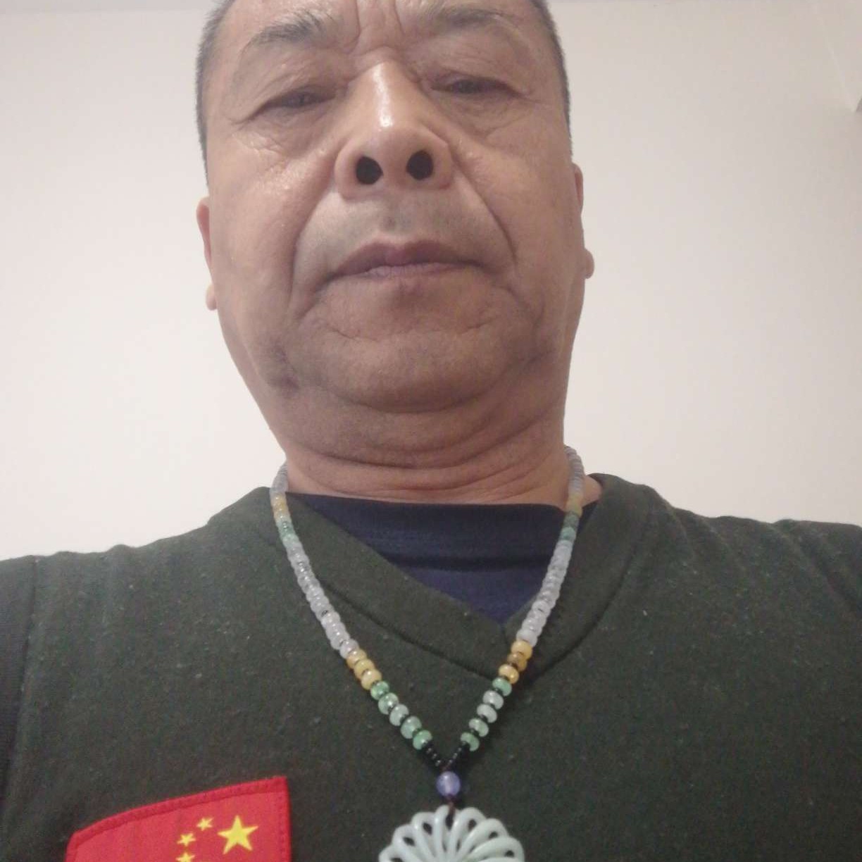 晨阳那魔幻的照片