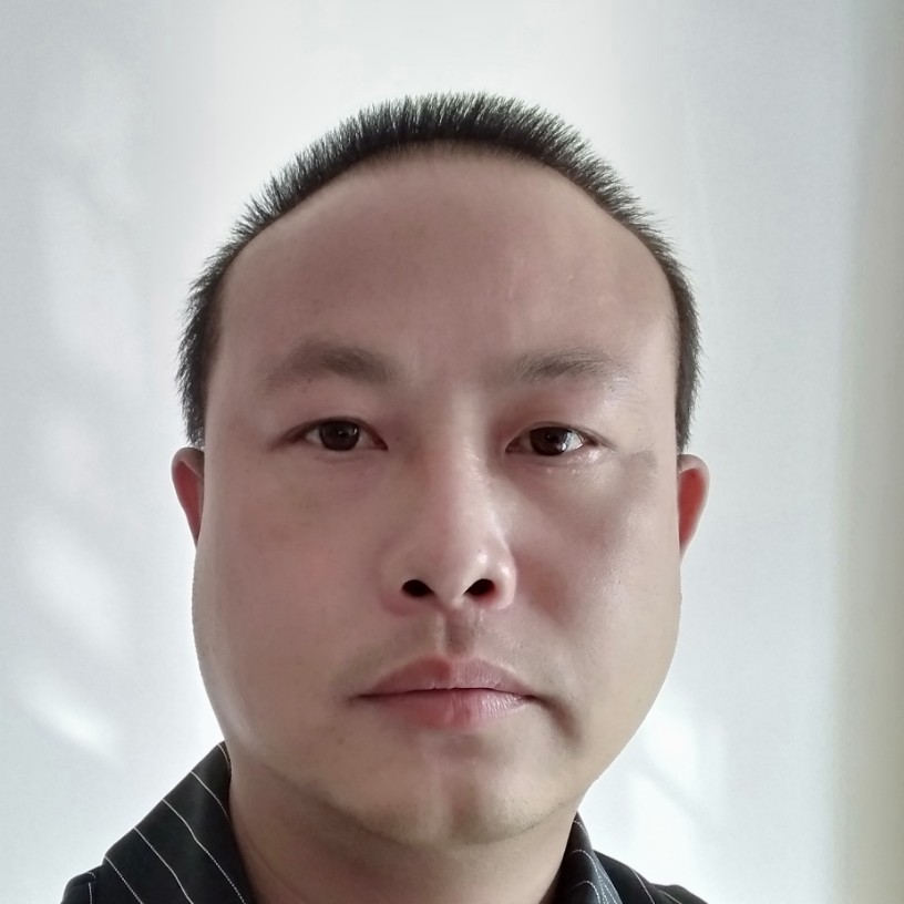 机器猫闻傻傻的照片