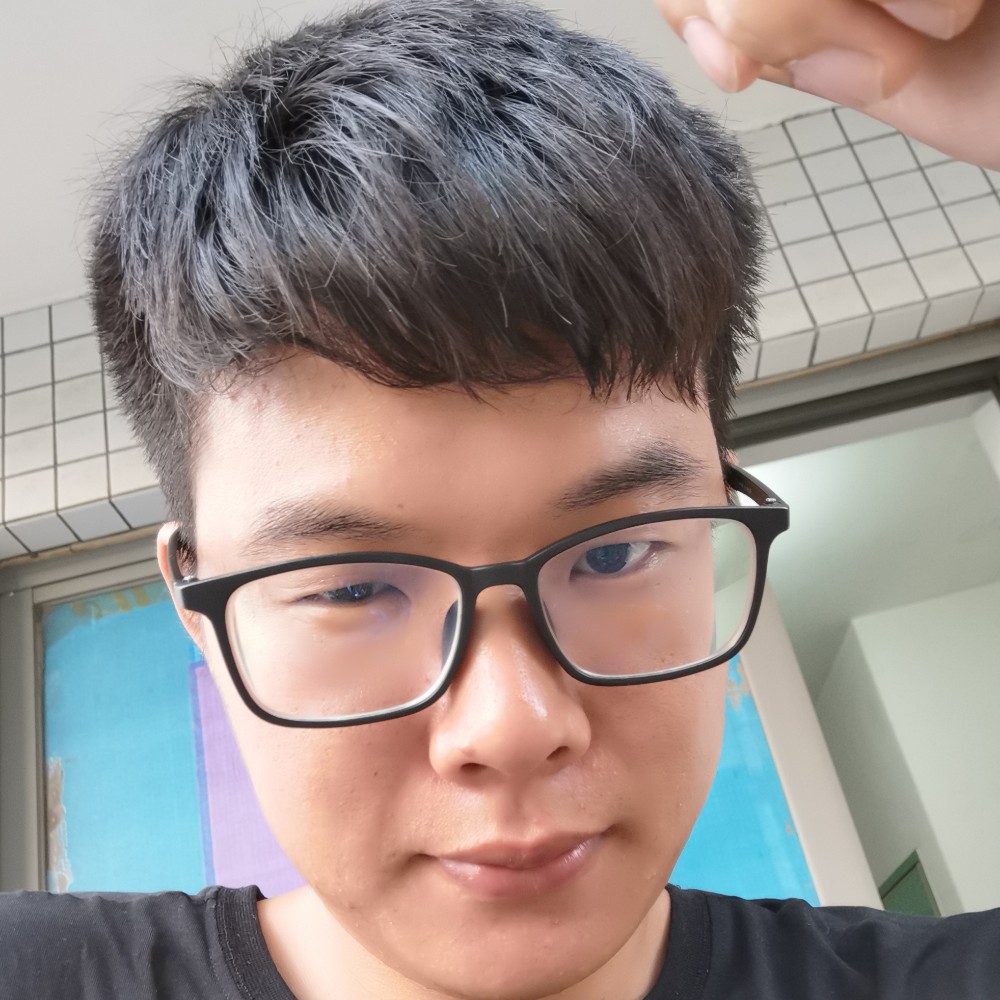 小蘑菇单身的照片