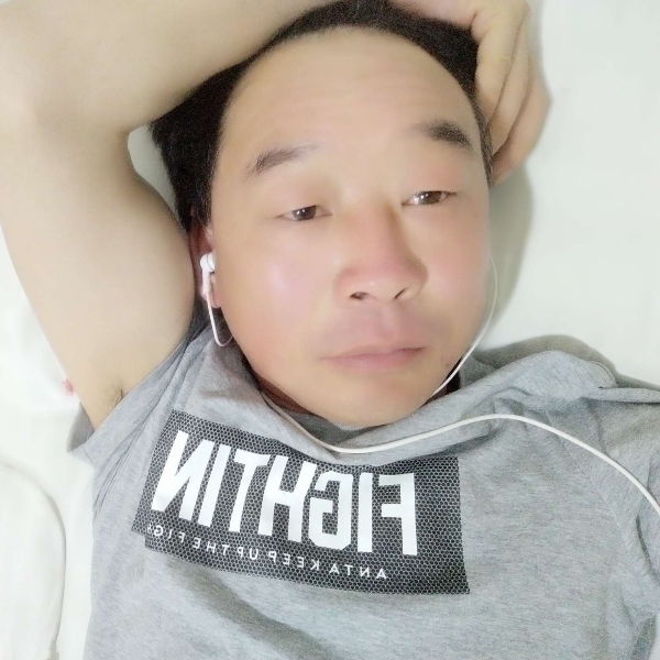 李国露的照片