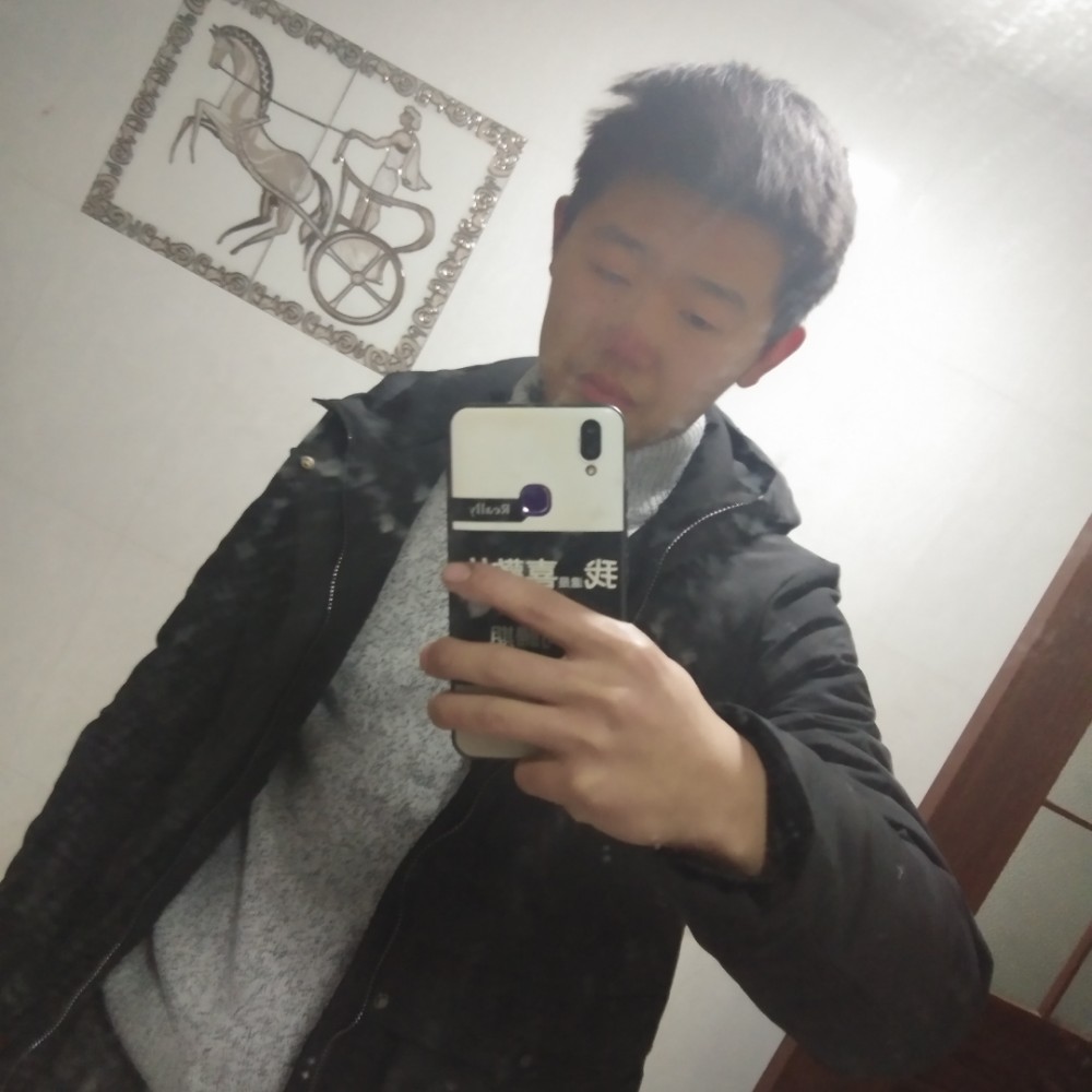 幸福小伙的照片