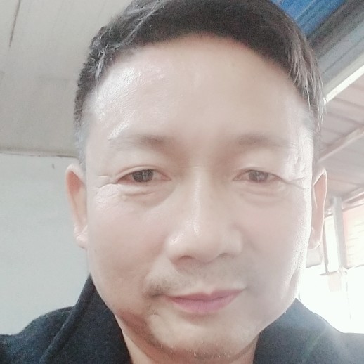 机器猫方魁梧的照片