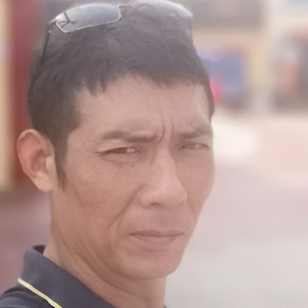 青琯挽手帅气的照片