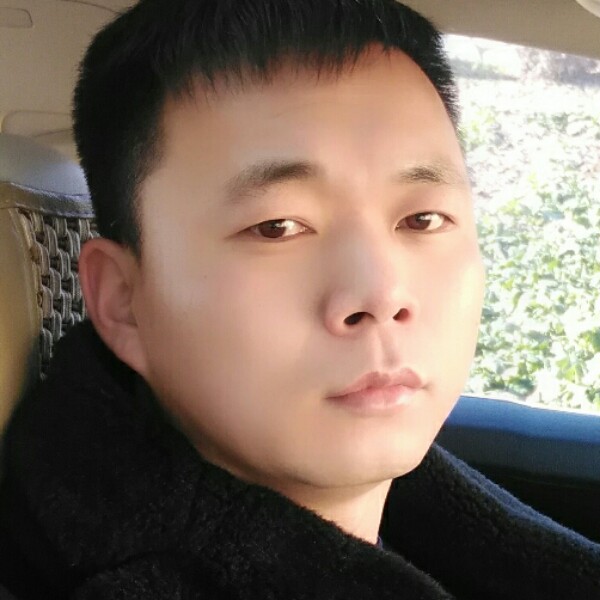 带刀爷们的照片