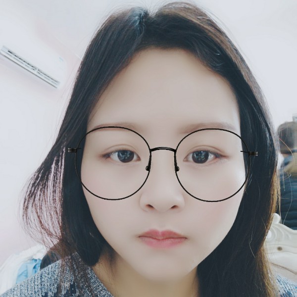罗文玲的照片