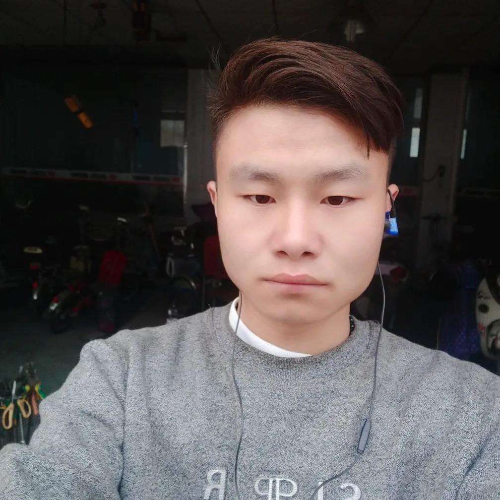 碧蓝回首陌颜的照片