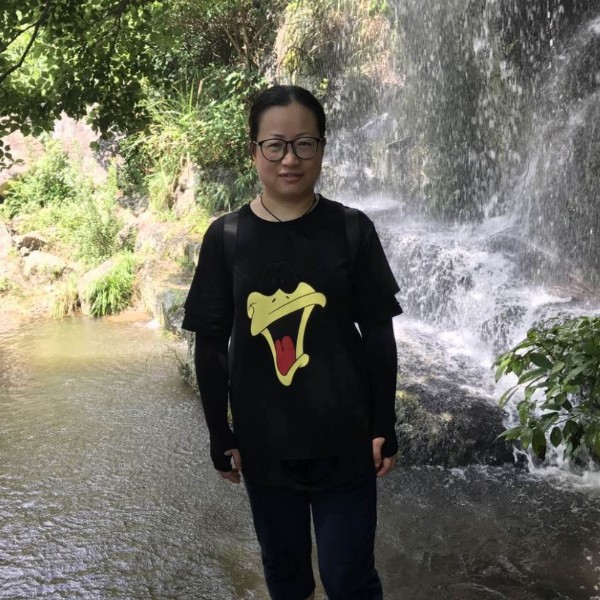 董宁静的照片