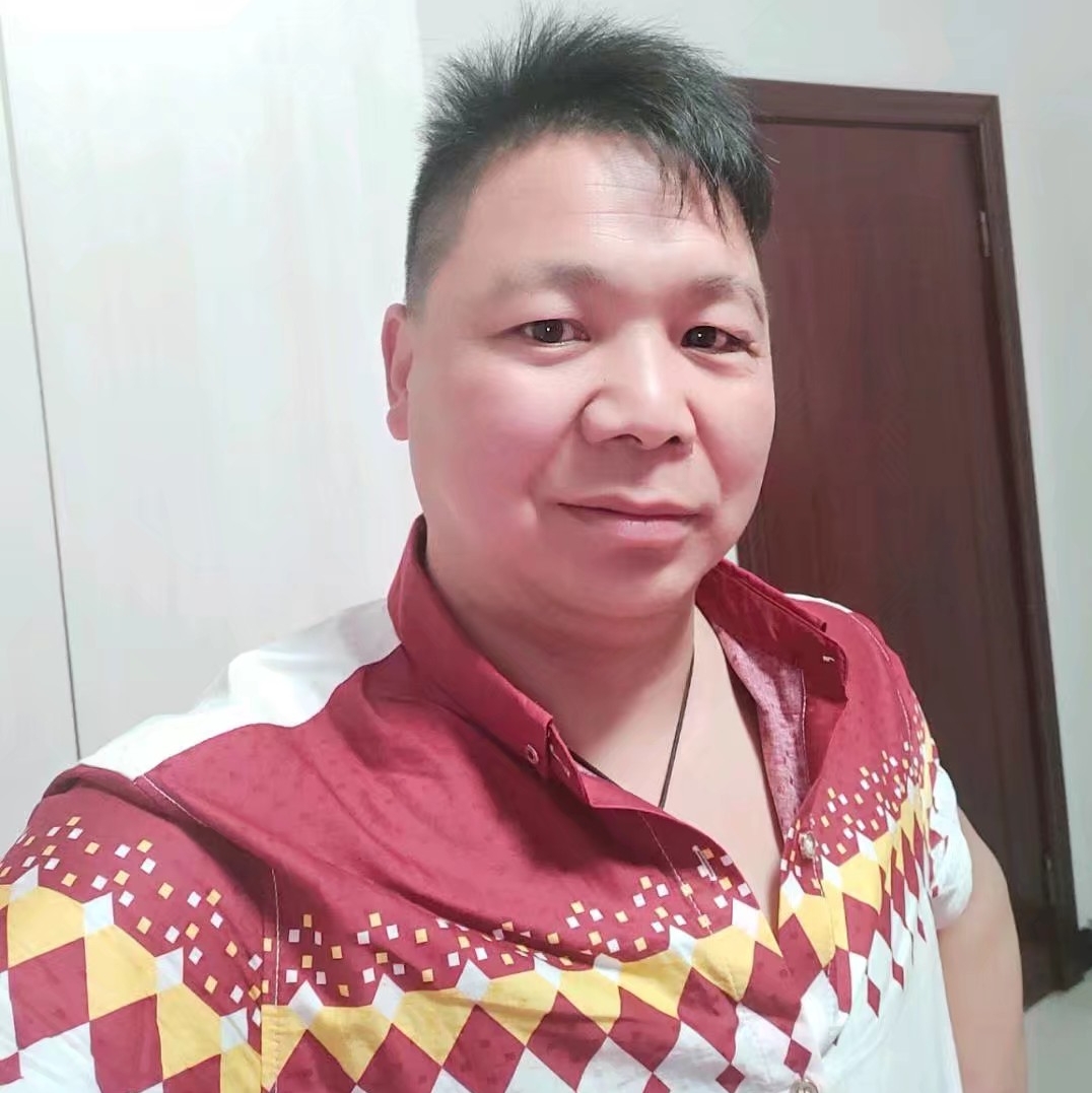 叫我阿伟的照片