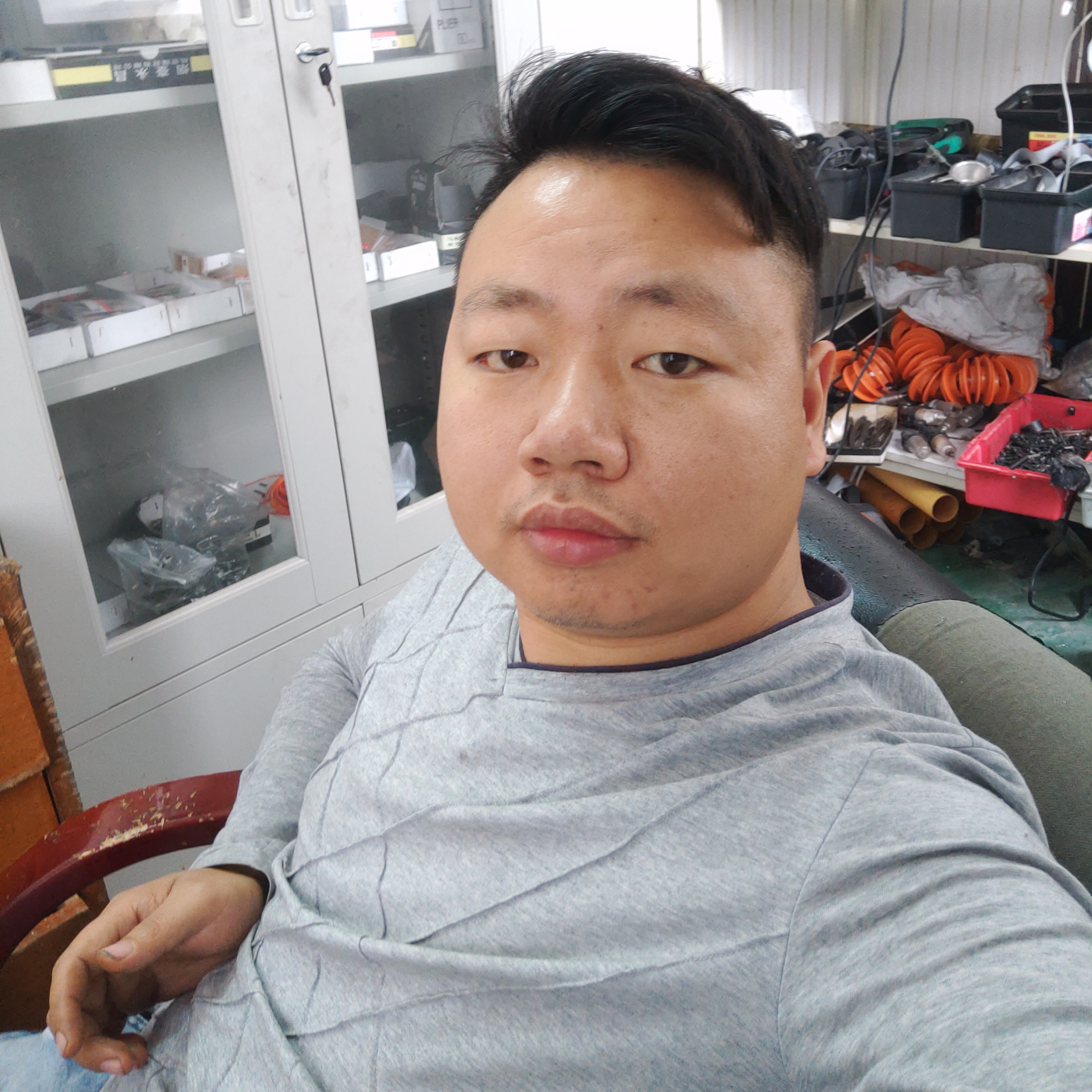 欢喜浅吻蘩藜的照片