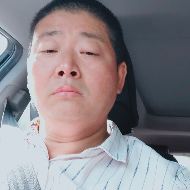 化羽回眸甜美的照片