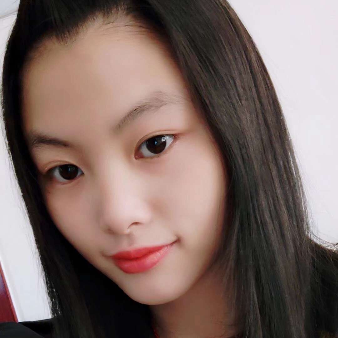 黑裤就明媚的照片
