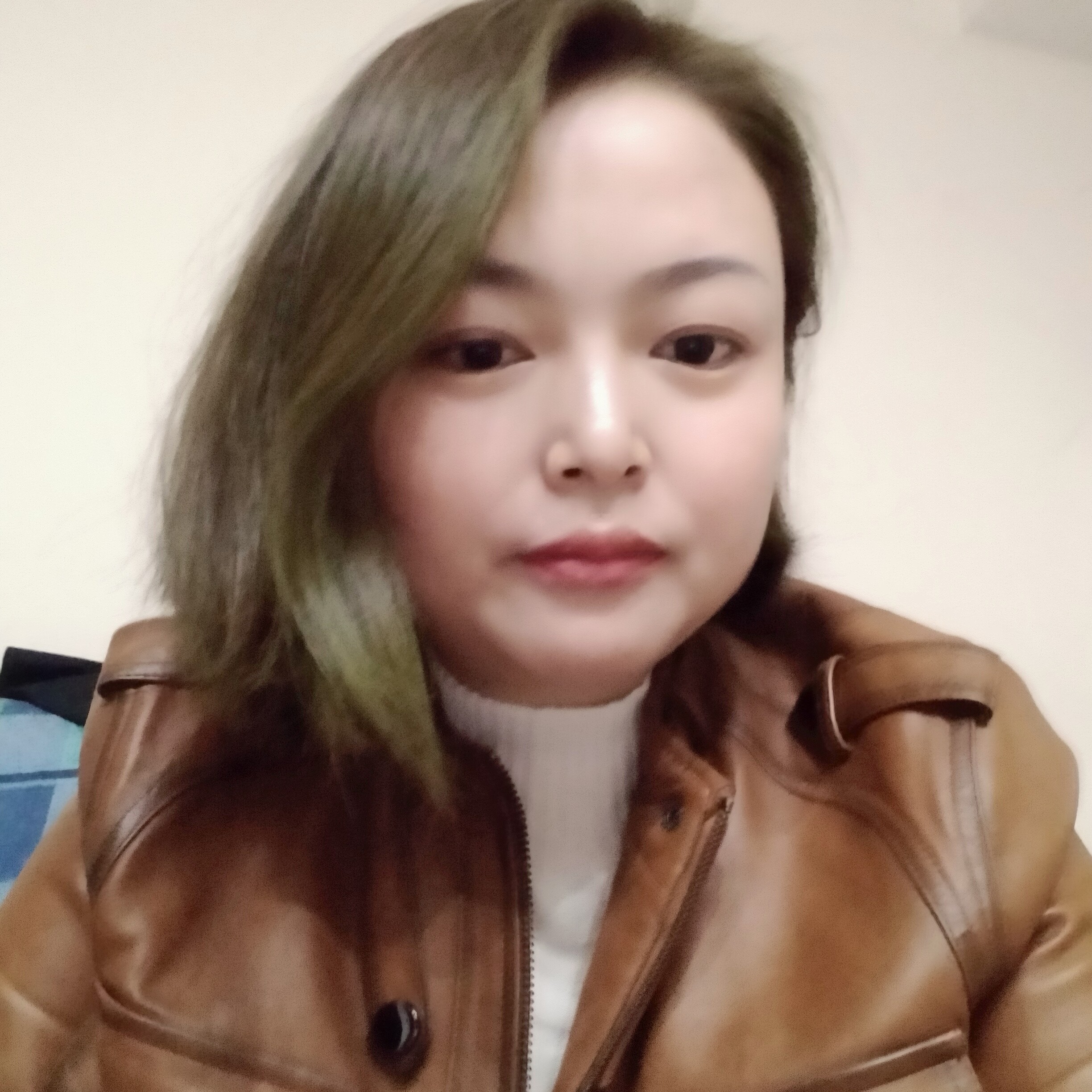 阳光迎百褶裙的照片