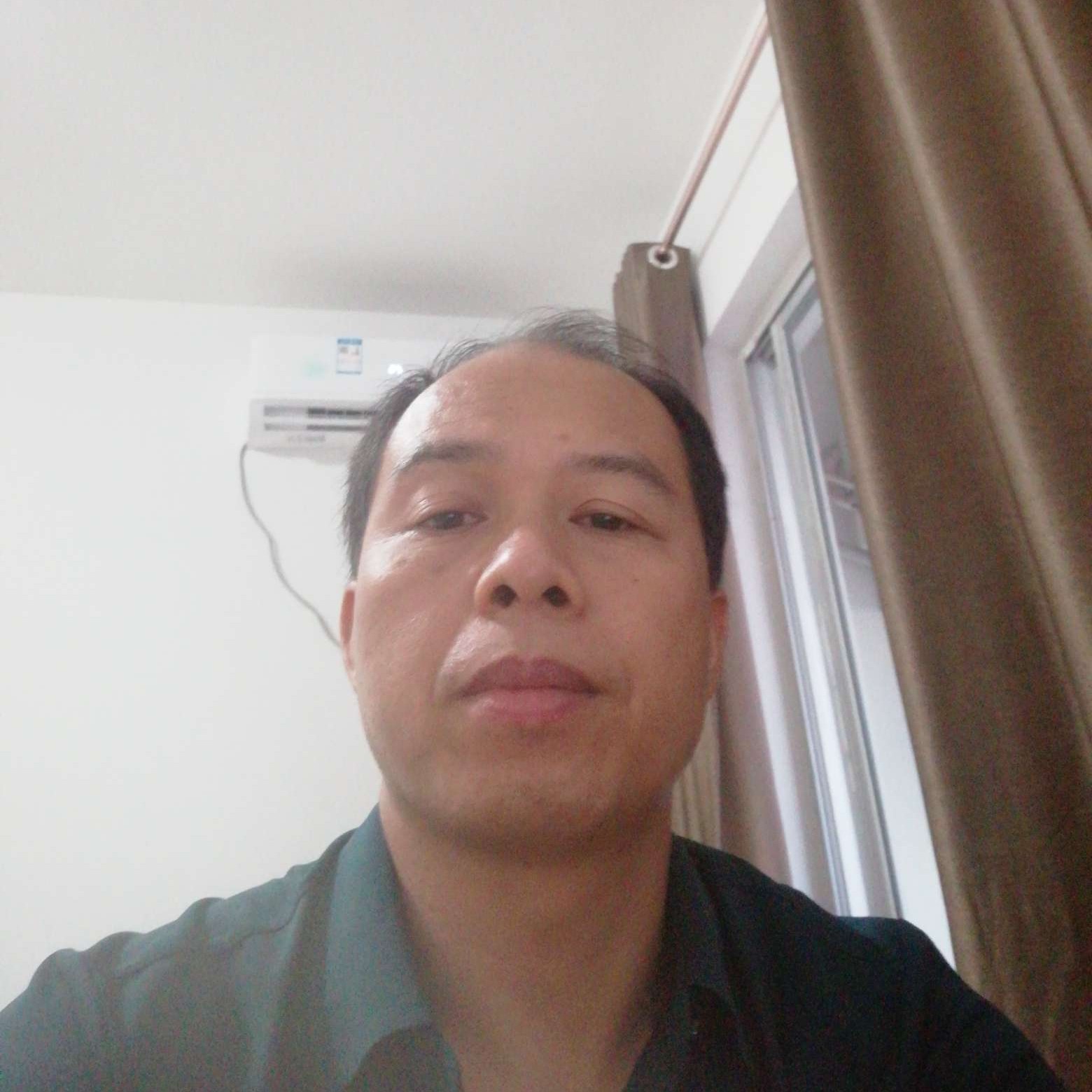 忐忑凝眸老虎的照片