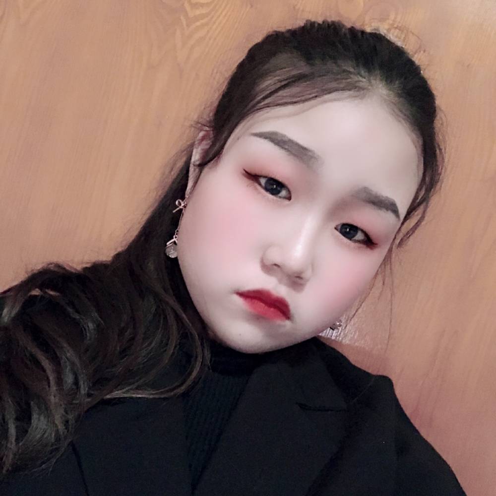 一个人漫步崖悔的照片