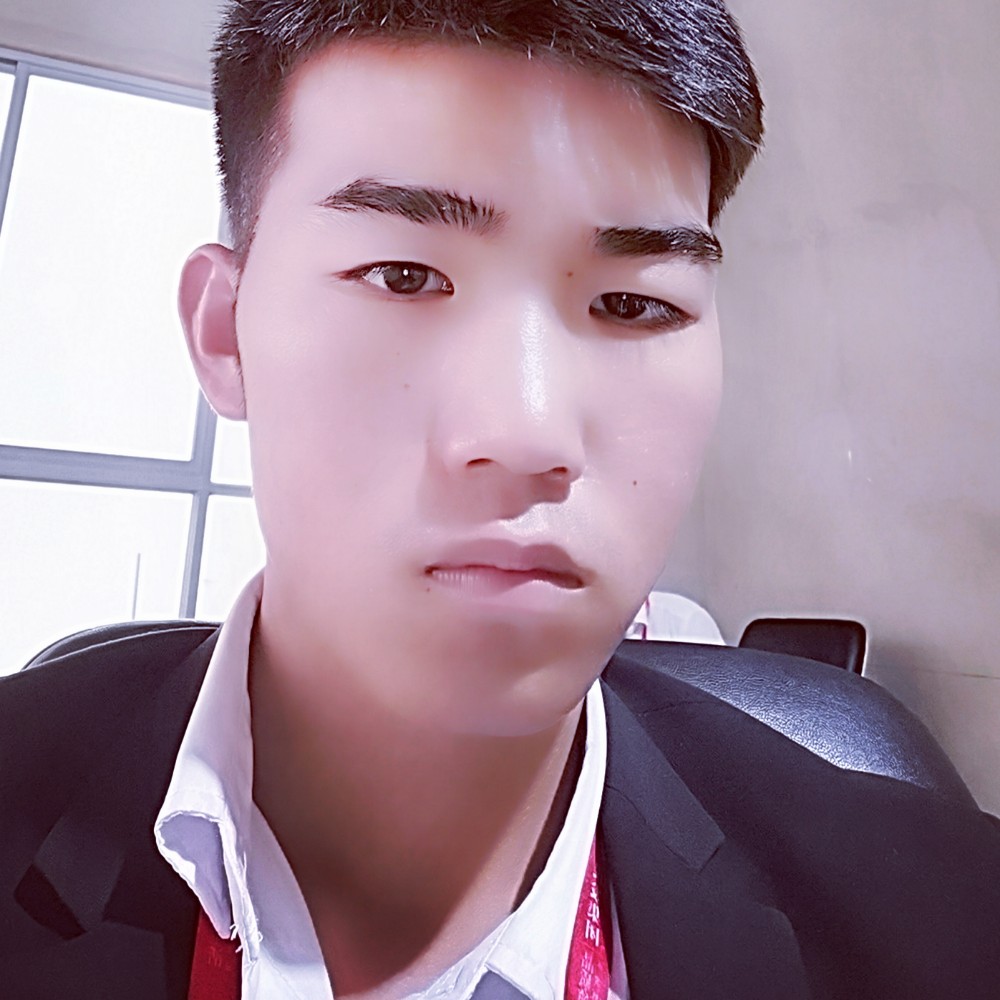 旧颜隐忍。的照片