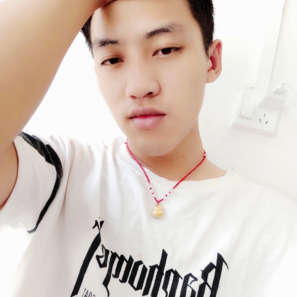 我梁的照片