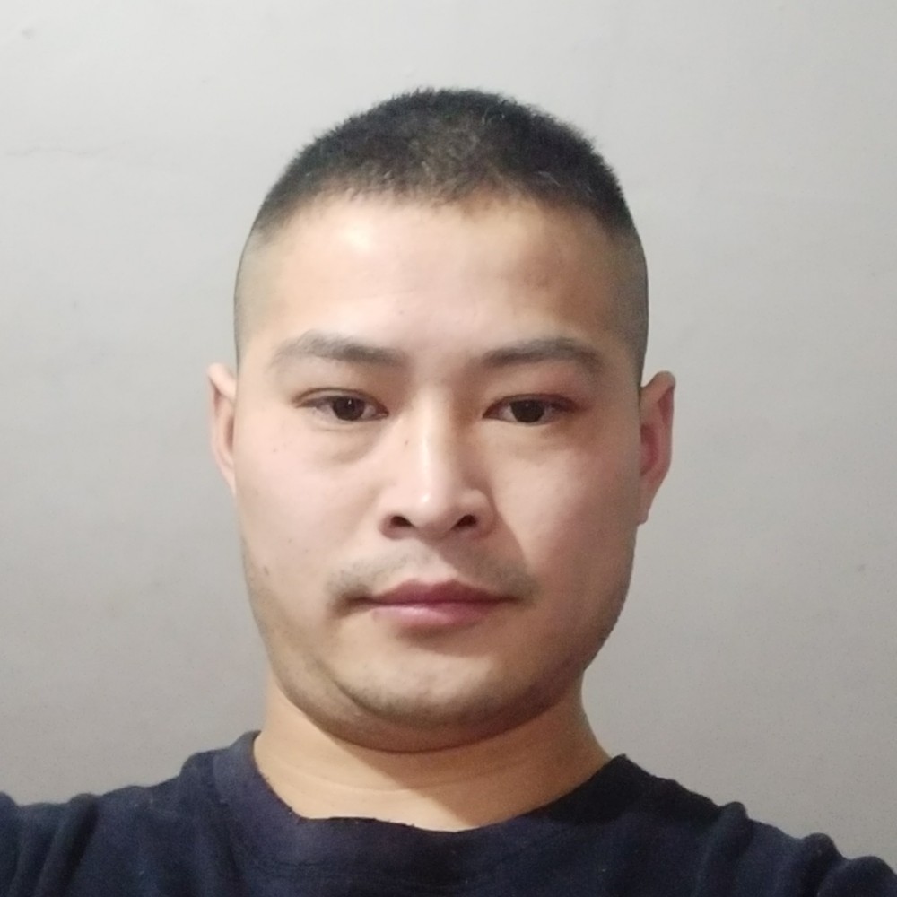王汉的照片