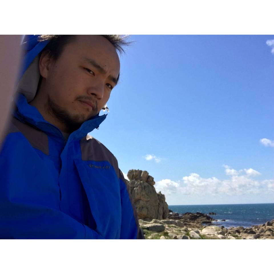 雾散月影新的照片