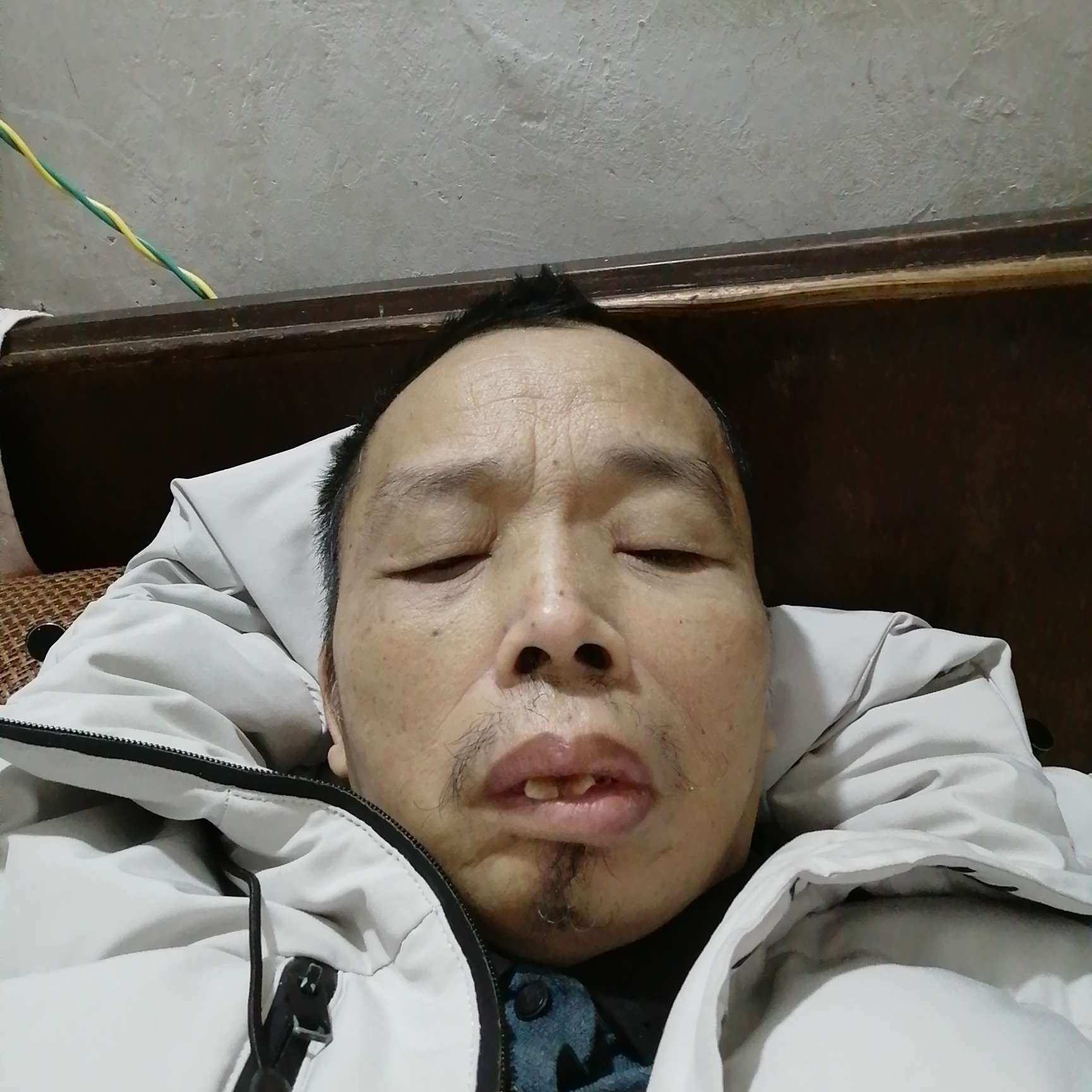 柄男的照片