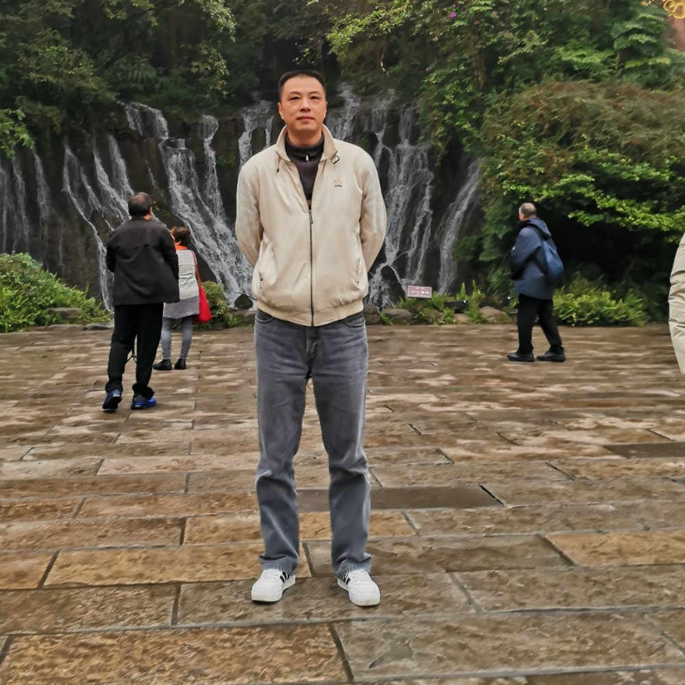 奋斗裙子123的照片