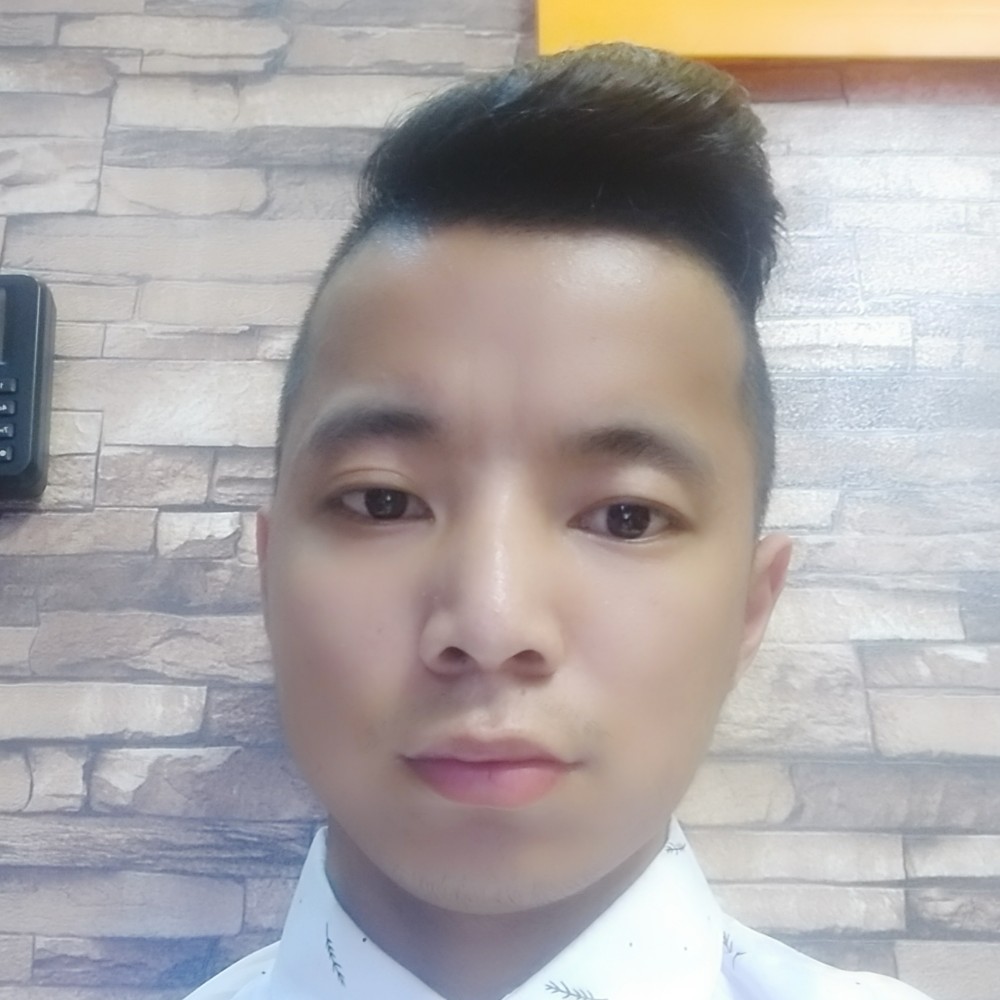 龙厚均的照片