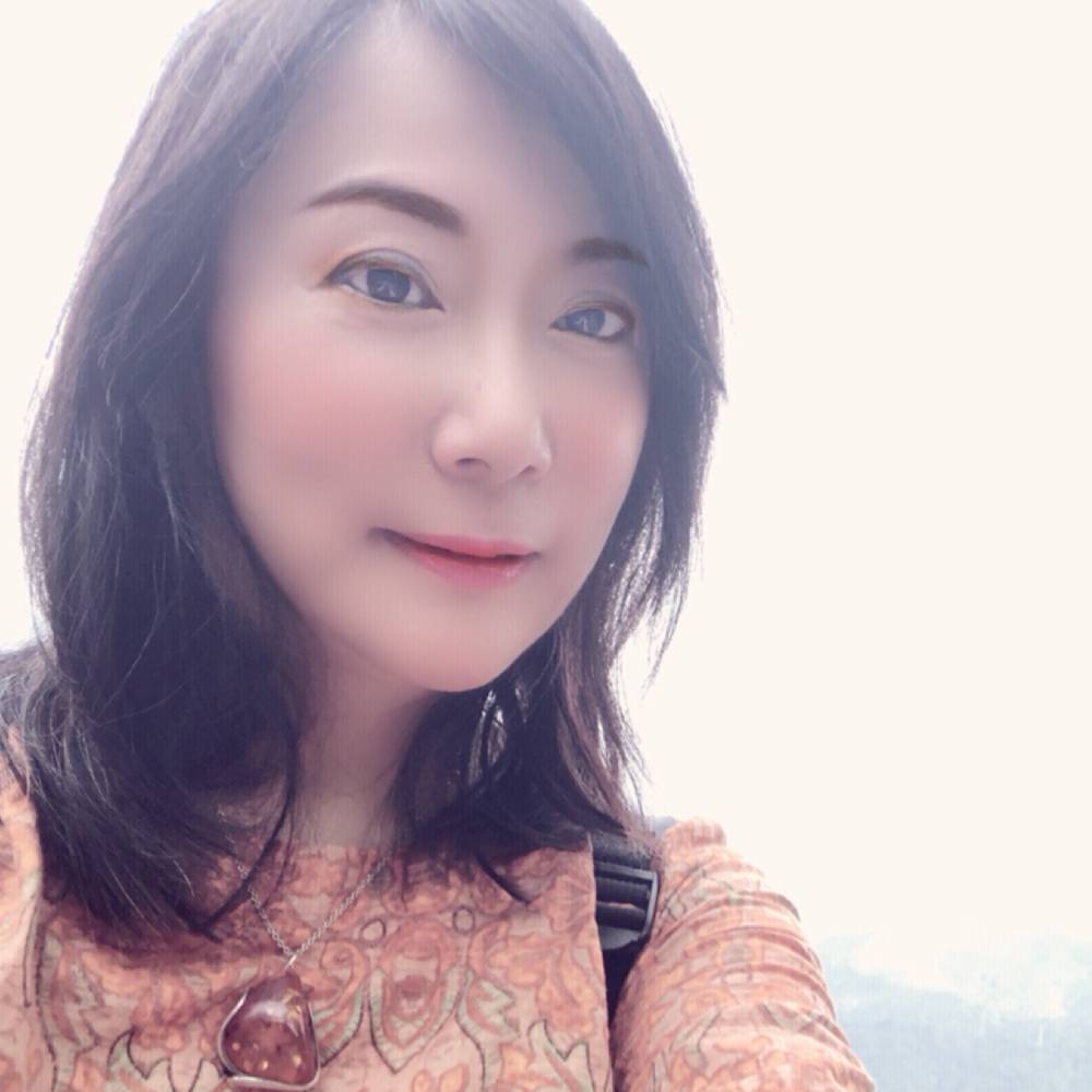 亲青青的照片