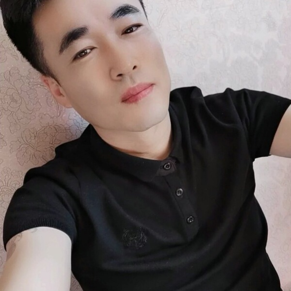 瑞哥哥的照片