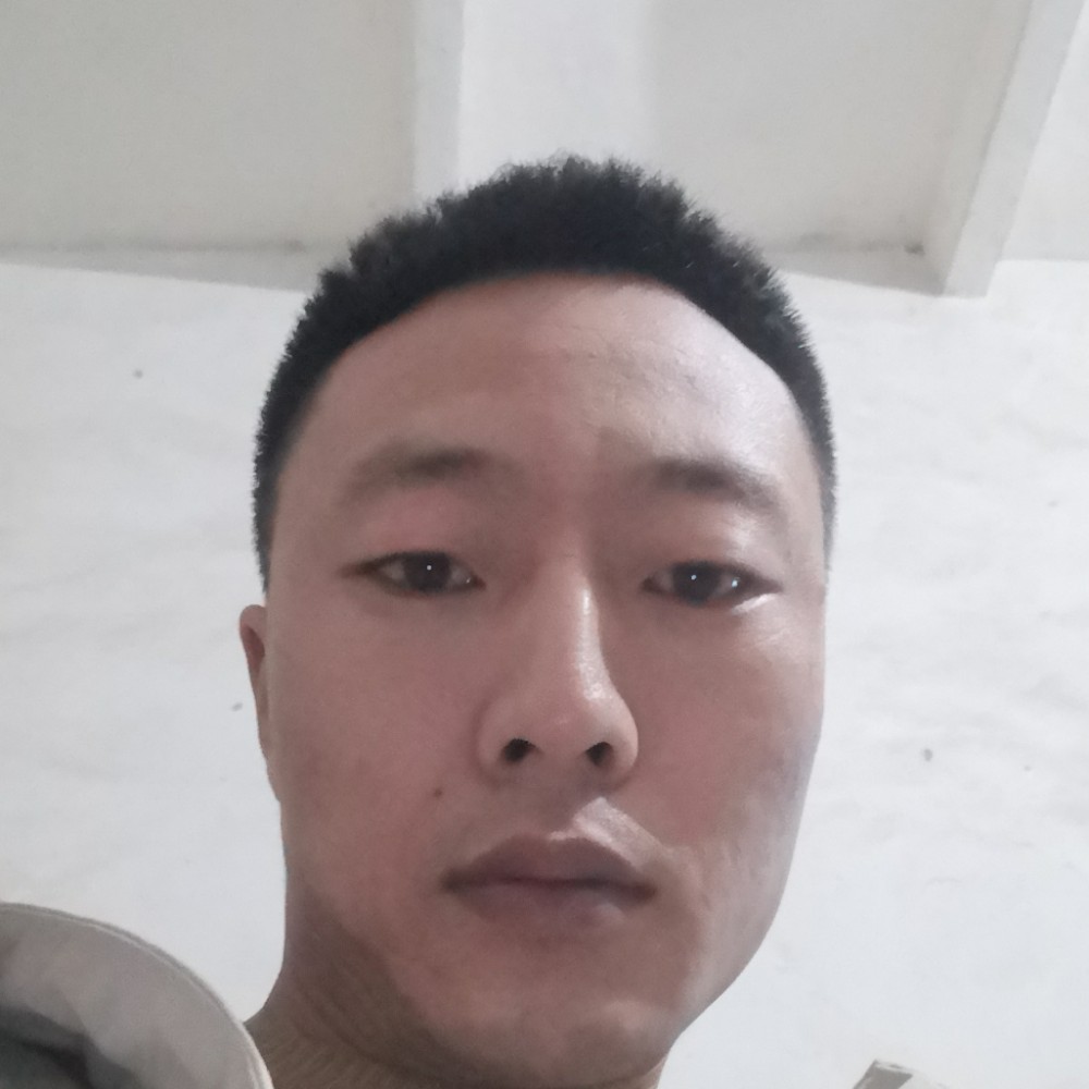 彼年演变电灯胆的照片