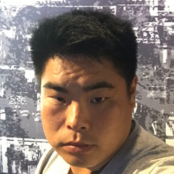 谨慎给铃铛的照片