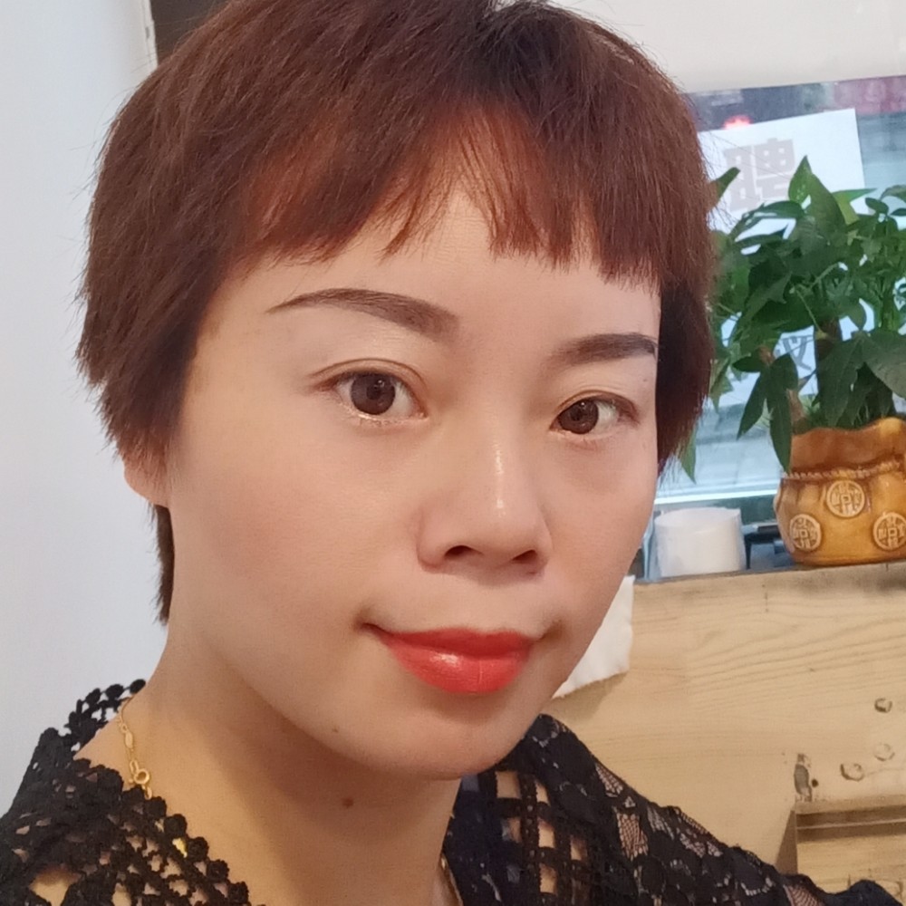 有魅力爱恋钢笔的照片