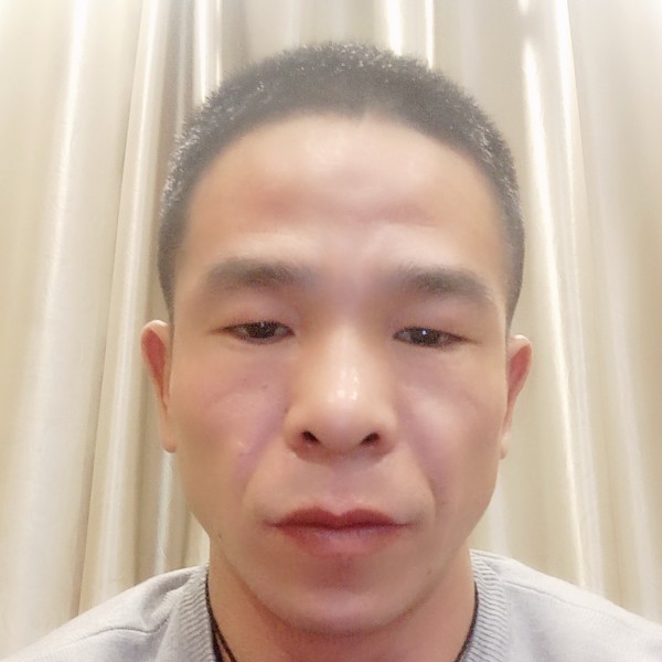 韩召锋的照片