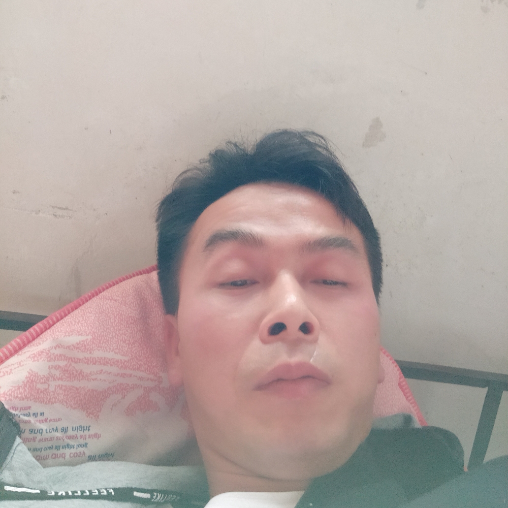 鞋子等于大意的照片