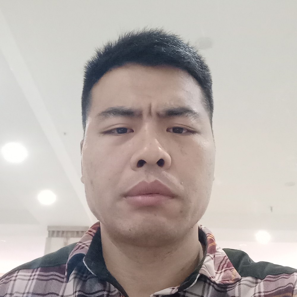 柔弱鸡翅的照片