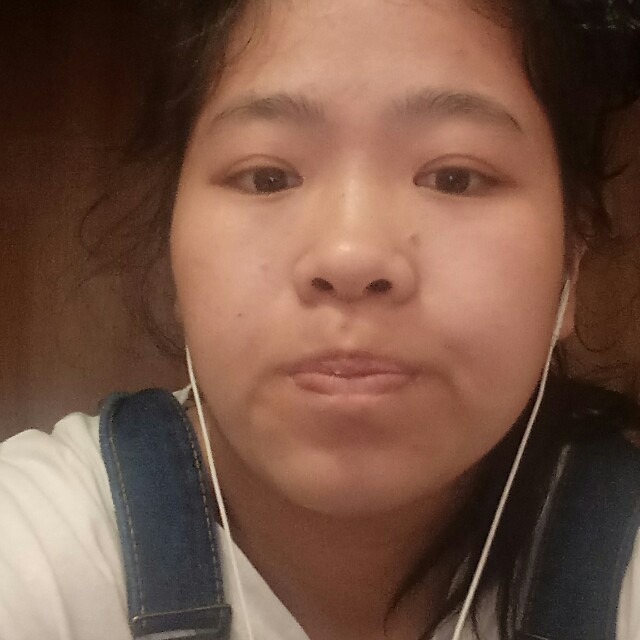 毛姿月的照片