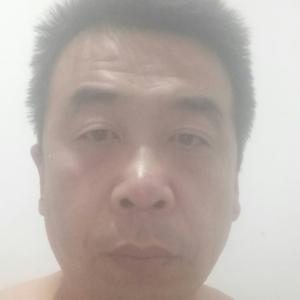 一个人的生活亲的照片