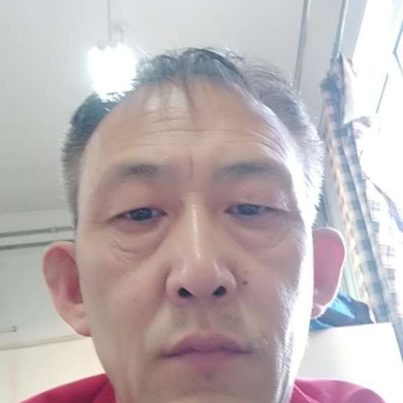 内向邂逅草莓的照片