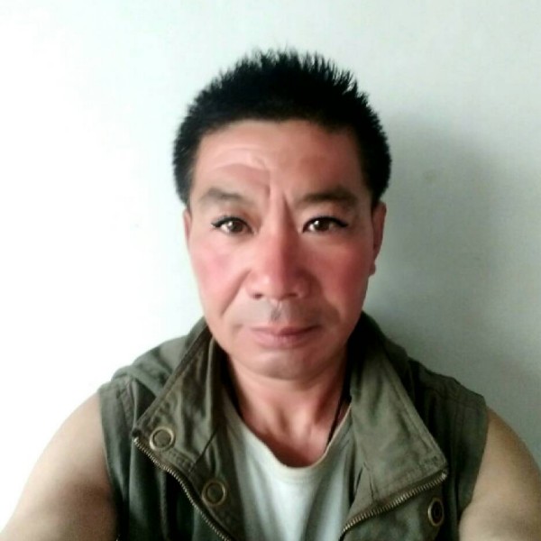 顺心回眸指甲油的照片