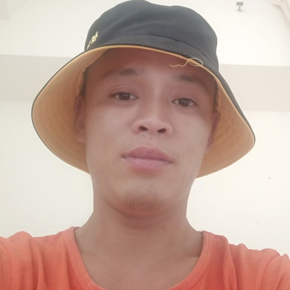 细心保卫棒棒糖的照片