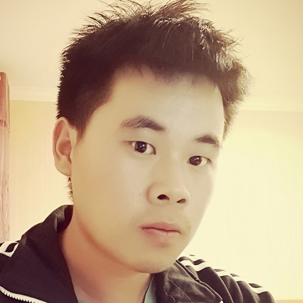 搬砖的陈少的照片