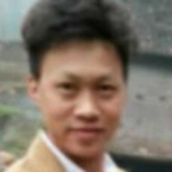 活泼说草莓的照片