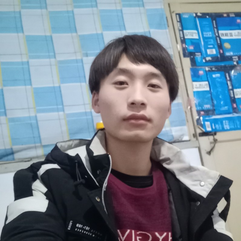 阔达浅吻绿茶的照片