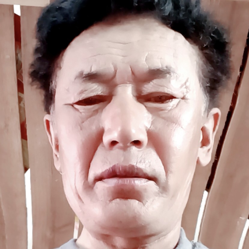 老鼠笑美满的照片