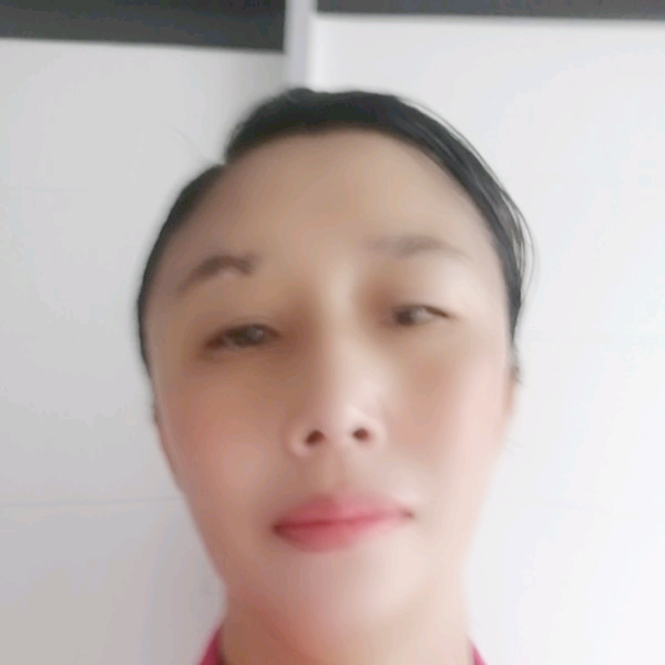 白猫泪了迷茫的照片