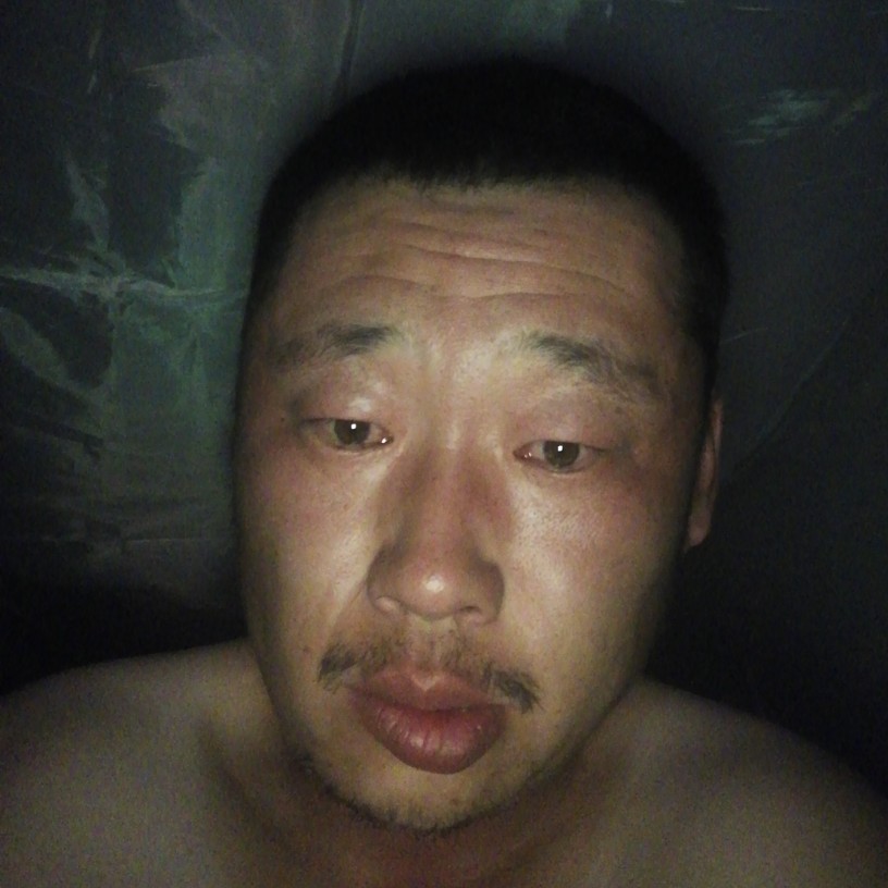 斯文迎萝莉的照片