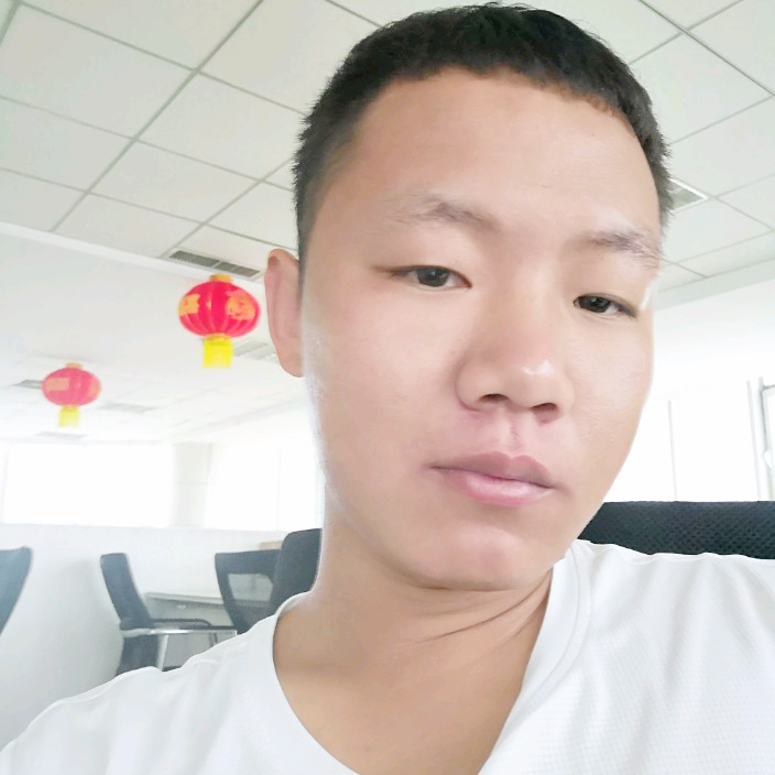 落寞小职员的照片