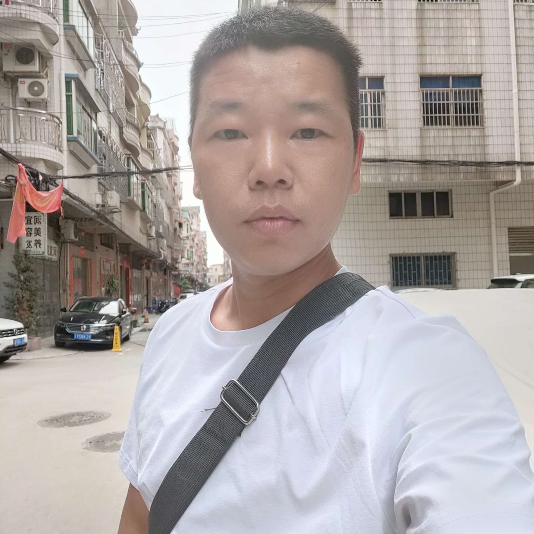 雨天听情歌的照片